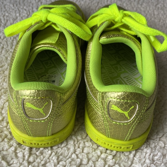 Puma Womens’ Basket Future Minimal Sneaker - Picture 9 of 16